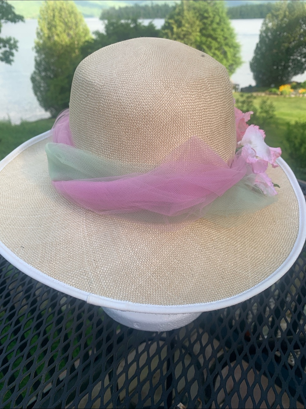 Hoodlums straw hat with green and pink flowers and gauzy ribbon - Picture 7 of 7